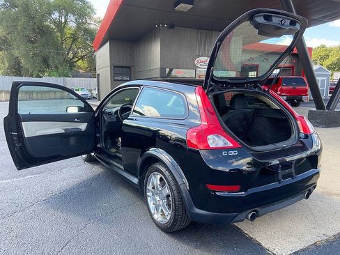 Used 2011 Volvo C30 FWD image 18