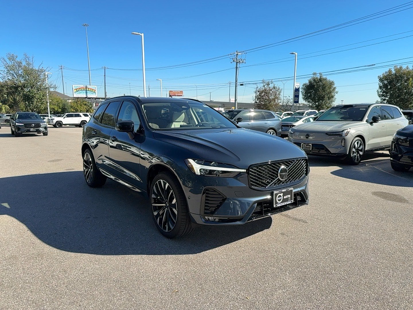 Used 2026 Volvo XC60 B5 Ultra w/ Protection Package Premier AWD/4WD image 8