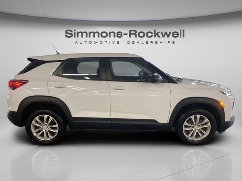 Used 2023 Chevrolet TrailBlazer LS AWD/4WD image 6