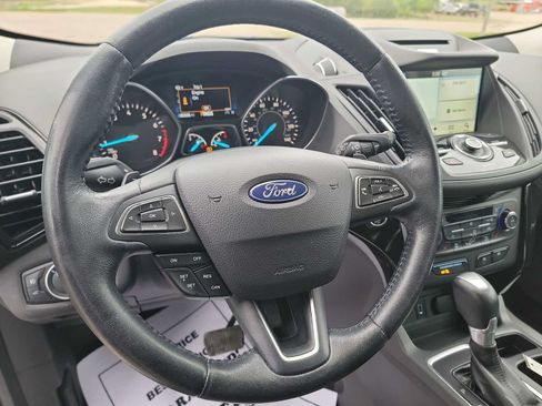 Used 2017 Ford Escape Titanium AWD/4WD image 14
