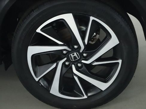 Used 2019 Honda HR-V Sport image 38