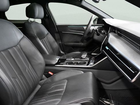 Used 2021 Audi S6 Prestige AWD/4WD image 22