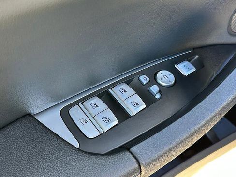 Certified 2023 BMW X3 xDrive30i w/ Convenience Package image 17