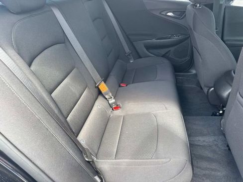 Used 2022 Chevrolet Malibu LS FWD image 16