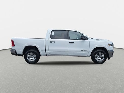 New 2026 RAM 1500 4x4 Crew Cab image 4