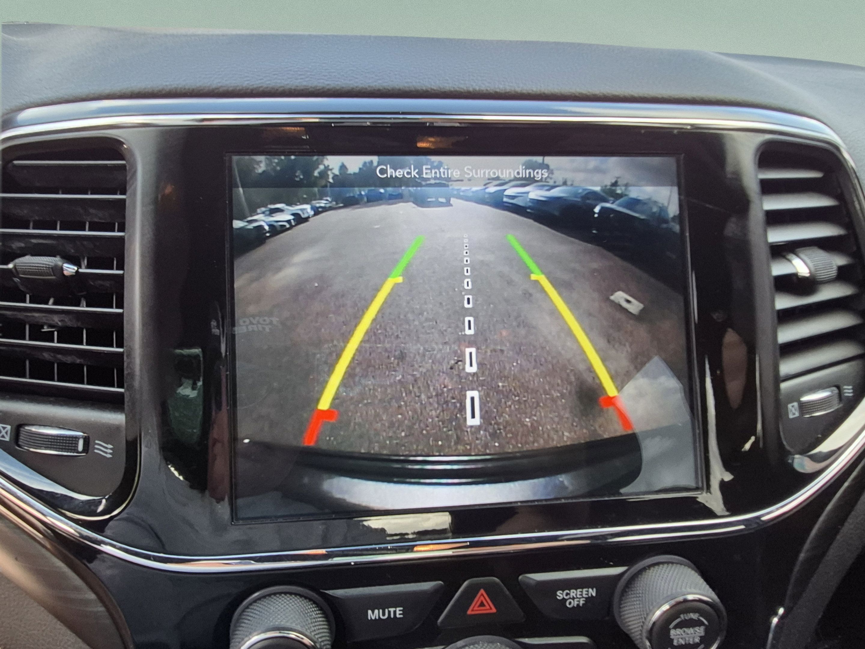 Used 2019 Jeep Grand Cherokee Altitude RWD image 24