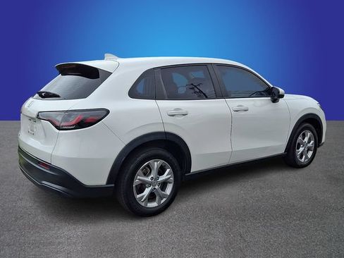 Used 2023 Honda HR-V LX image 5