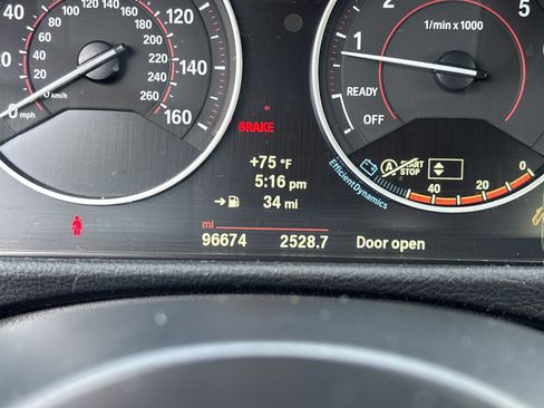Used 2014 BMW 335i xDrive Sedan AWD/4WD image 17