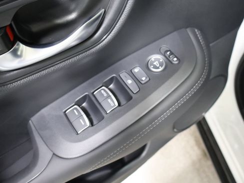 New 2027 Honda HR-V EX-L image 13