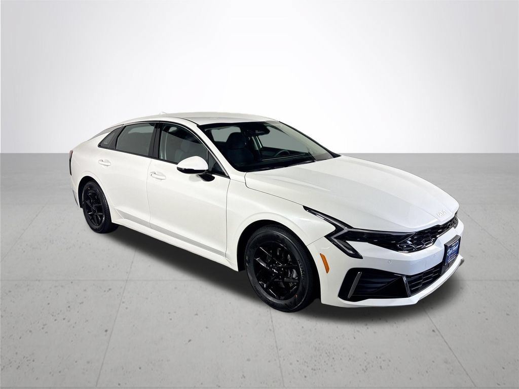 New 2026 Kia K5 LXS FWD image 4