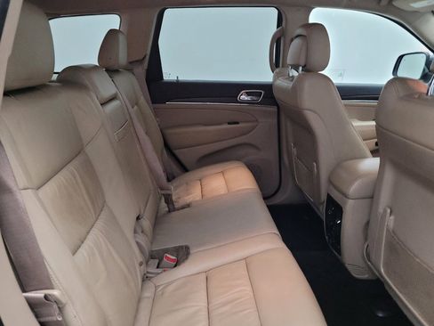 Used 2016 Jeep Grand Cherokee Limited AWD/4WD image 19