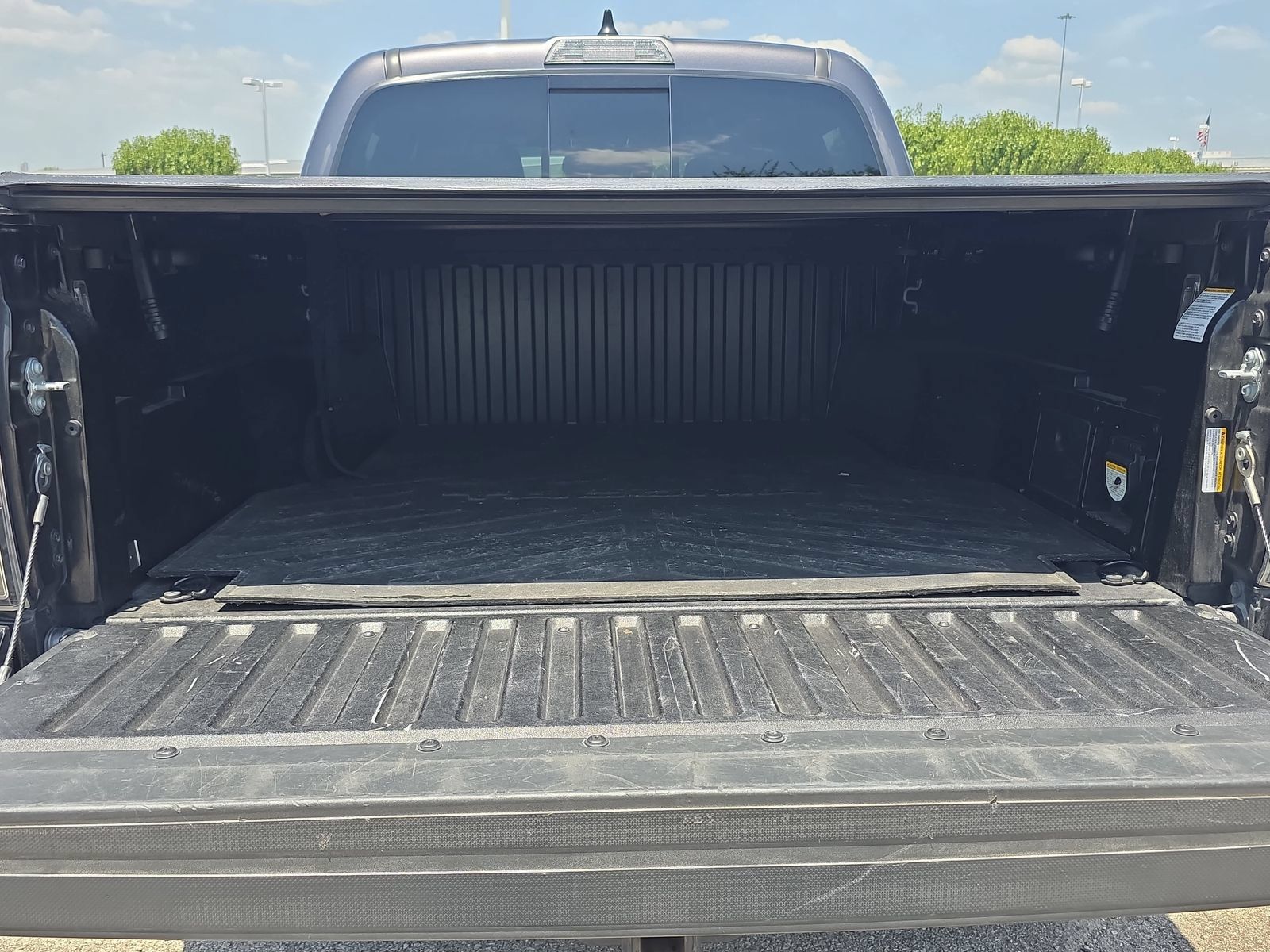 Used 2021 Toyota Tacoma TRD Pro AWD/4WD image 31