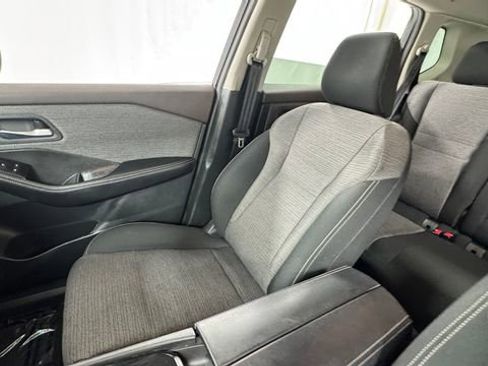 Certified 2023 Nissan Rogue SV image 13