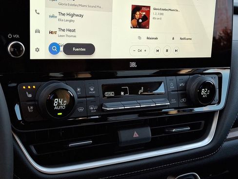 Used 2025 Toyota Grand Highlander AWD Hybrid image 12