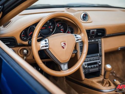 Used 2006 Porsche 911 Carrera image 6