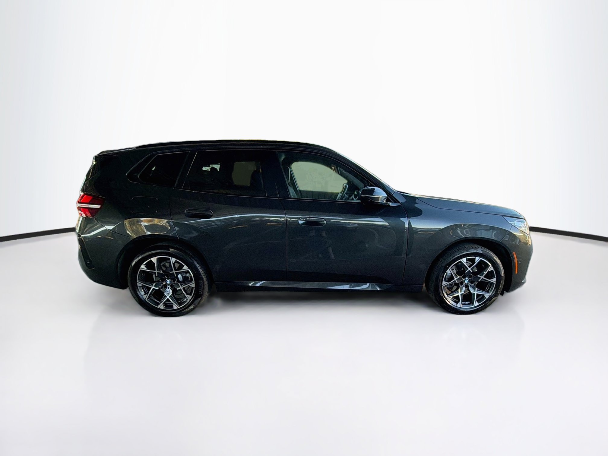 Used 2025 BMW X3 xDrive30i AWD/4WD image 10