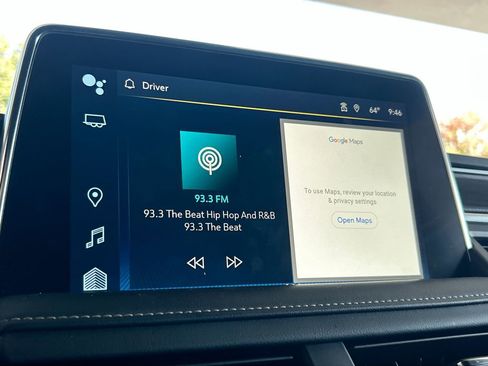 Used 2024 Chevrolet Suburban Premier image 22