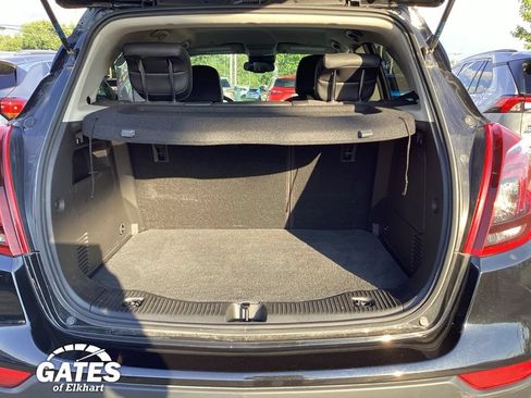 Used 2022 Buick Encore Preferred w/ Safety Package AWD/4WD image 12