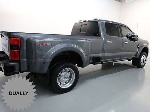 Used 2023 Ford F450 Platinum w/ FX4 Off-Road Package AWD/4WD image 5