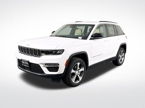 New 2025 Jeep Grand Cherokee Limited image 3