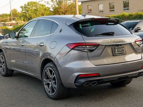 Used 2022 Maserati Levante Modena image 5