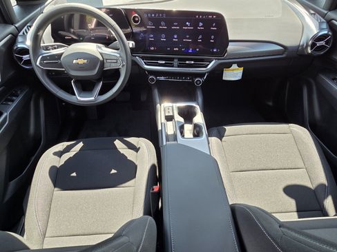 New 2026 Chevrolet Equinox EV LT FWD image 7