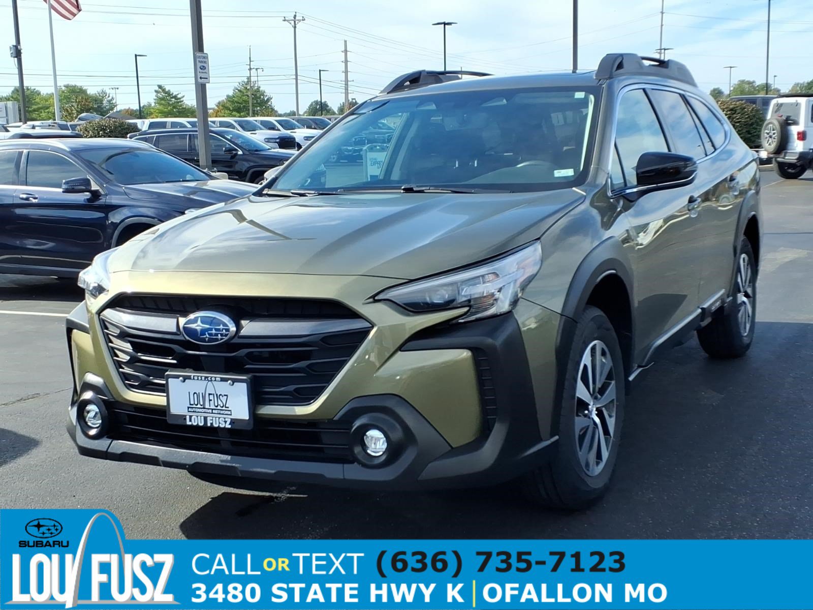 Used 2025 Subaru Outback Premium AWD/4WD image 2