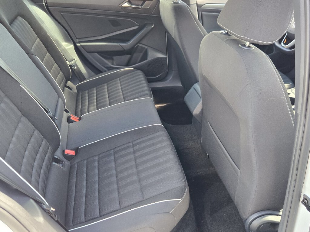 Certified 2024 Volkswagen Jetta Sport FWD image 16
