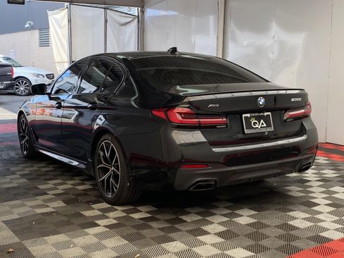 Used 2023 BMW 530i xDrive w/ M Sport Package AWD/4WD image 4
