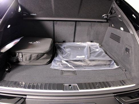 New 2026 Porsche Cayenne E-Hybrid Coupe image 23