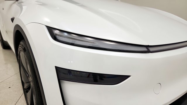 Used 2026 Tesla Model Y AWD image 22