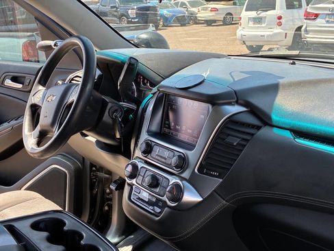 Used 2018 Chevrolet Tahoe 2WD image 23
