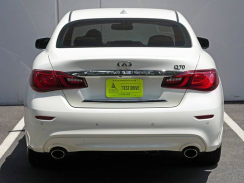 Used 2019 INFINITI Q70 Luxe RWD image 51