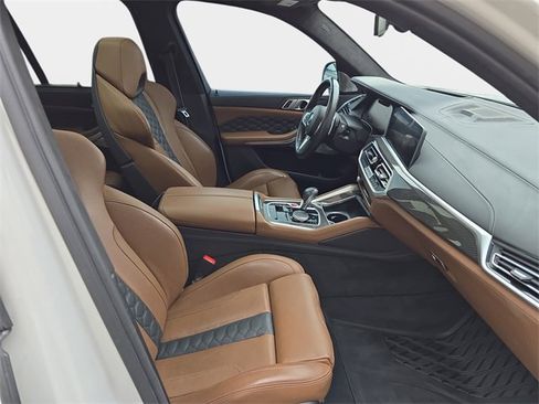Used 2021 BMW X5 M w/ Competition Package image 12