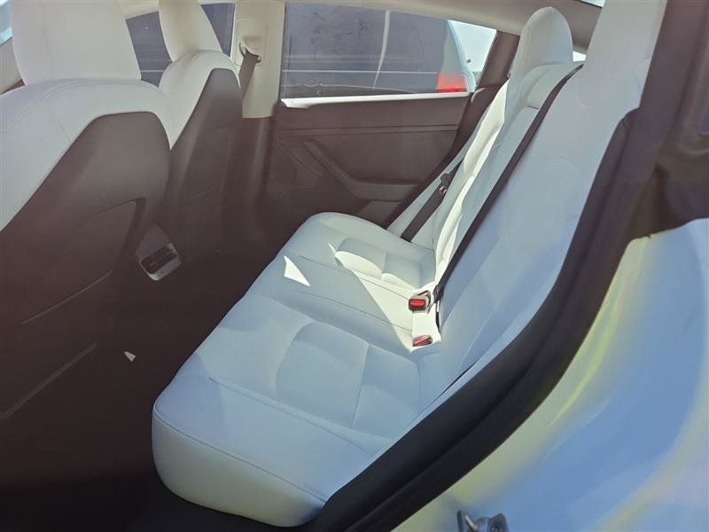 Used 2023 Tesla Model 3 Standard Range RWD image 5