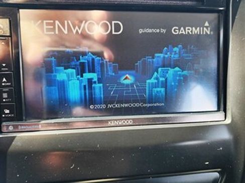 Used 2018 Jeep Cherokee Latitude image 39