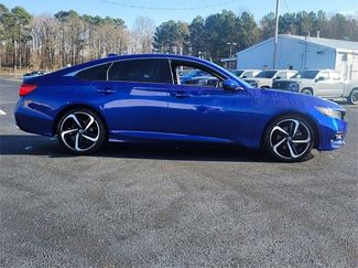 Used 2018 Honda Accord Sport video 2