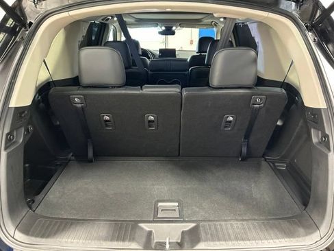 Certified 2024 Honda Pilot Touring image 24