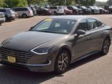 Used 2022 Hyundai Sonata Blue image 4