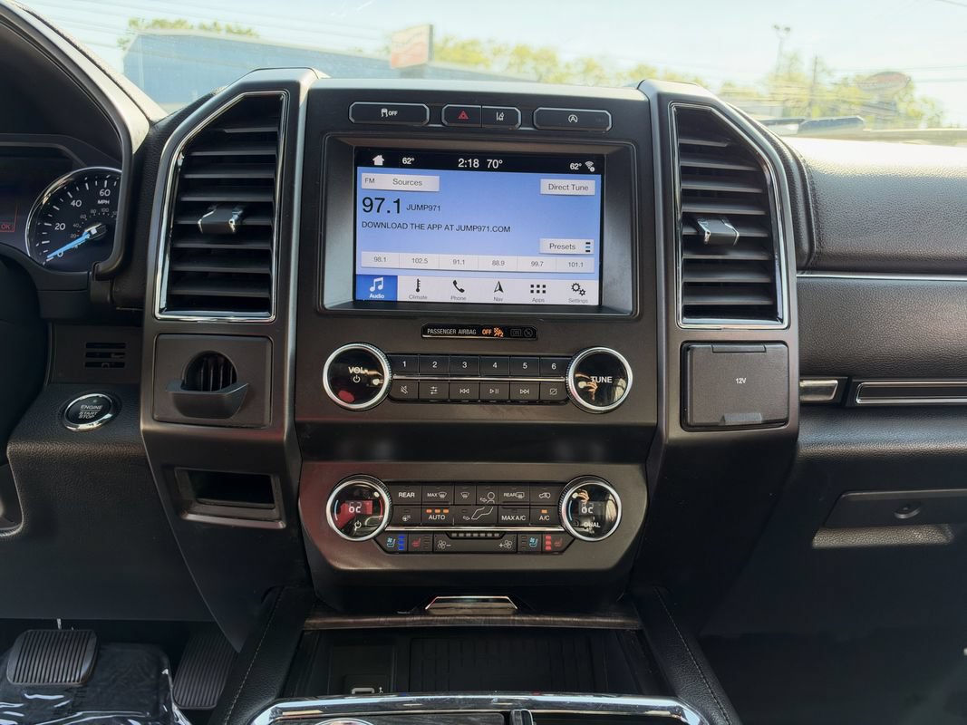Used 2019 Ford Expedition Limited w/ Driver Assistance Package RWD image 22