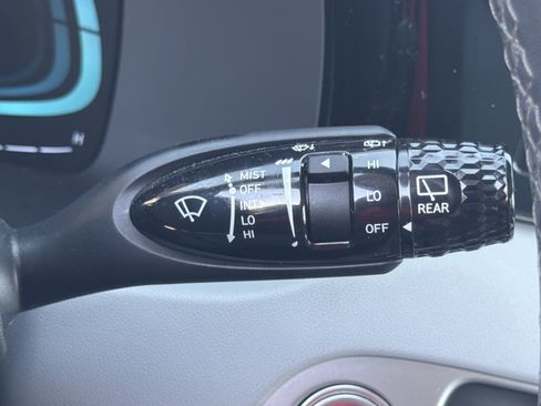 Certified 2025 Hyundai Palisade SEL FWD image 20