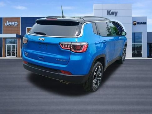 Used 2022 Jeep Compass Limited AWD/4WD image 7