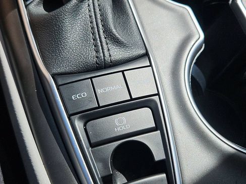 Used 2023 Toyota Camry LE AWD/4WD image 16