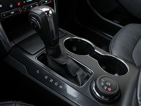 Used 2018 Ford Explorer Limited image 10