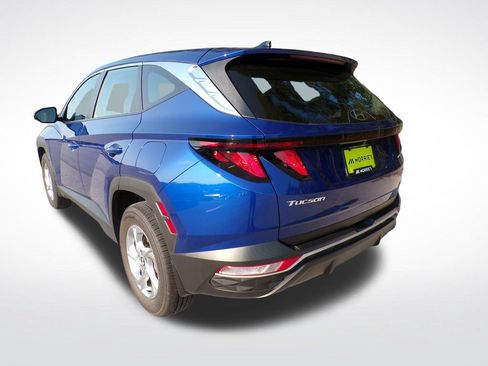 Used 2023 Hyundai Tucson SE AWD/4WD image 4