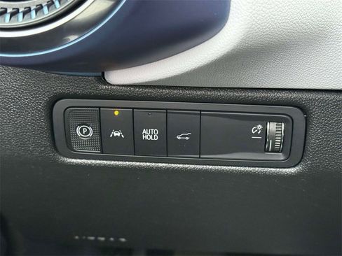 Used 2025 Chevrolet Equinox EV LT image 27