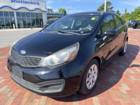 Used 2014 Kia Rio LX FWD image 1