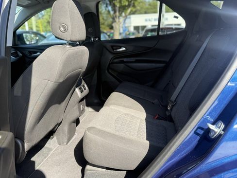 Used 2022 Chevrolet Equinox LT image 17