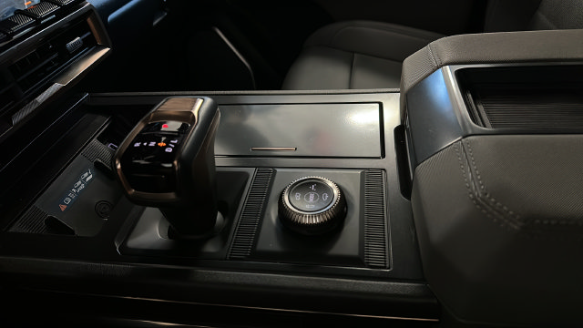Used 2025 GMC Hummer EV 2X AWD/4WD image 19