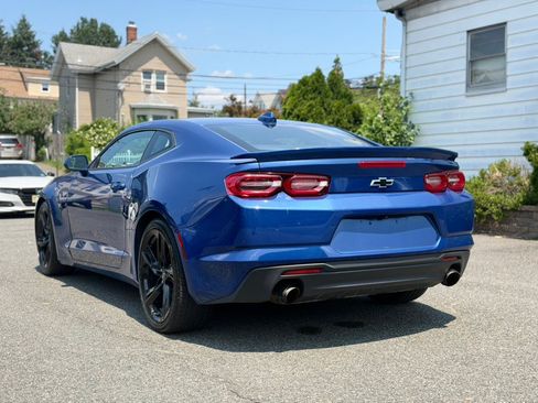 Used 2023 Chevrolet Camaro LT RWD image 6